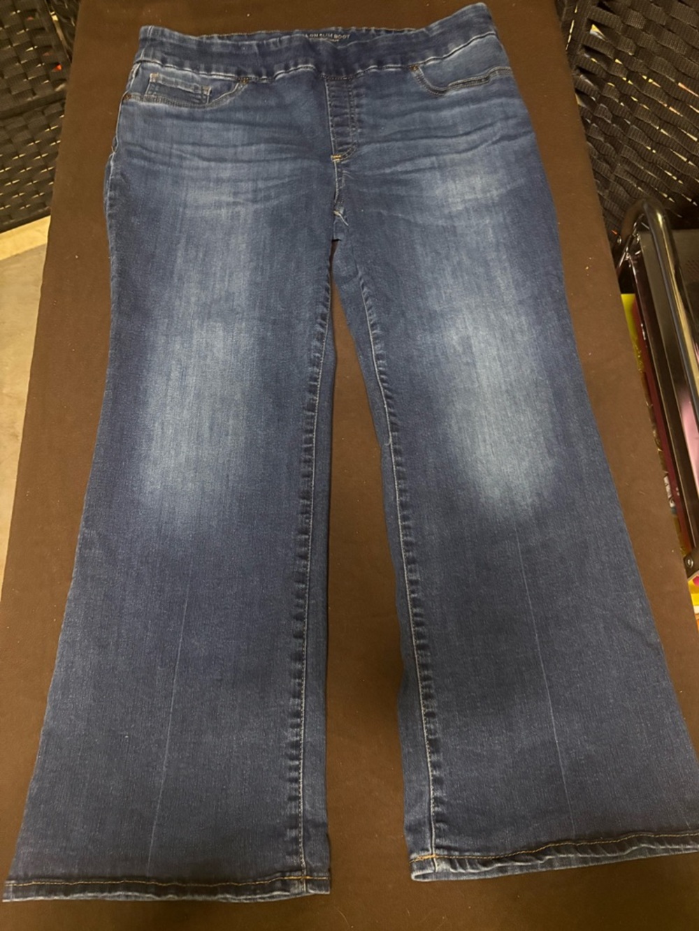 Chico's Pull on Slim Boot 14p with a 27 inseam.